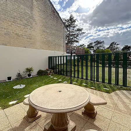 Apartment Duplex Avec Jardin Prive Pour 4 Pers. A 400m De La - Merville-franceville - Fr-1-465-110 Merville-Franceville-Plage