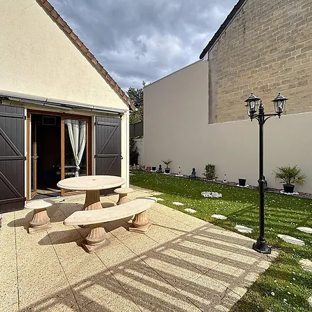 Duplex Avec Jardin Prive Pour 4 Pers. A 400m De La - Merville-franceville - Fr-1-465-110 Apartment